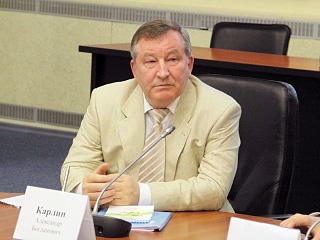 Doc22.ru - Форум открыл губернатор Алтайского края Александр Карлин.