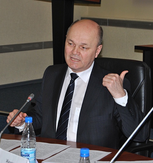 Doc22.ru Вице-губернатор Михаил Щетинин рассчитывает, что адаптация экономики края к условиям ВТО пройдет безболезненно. 