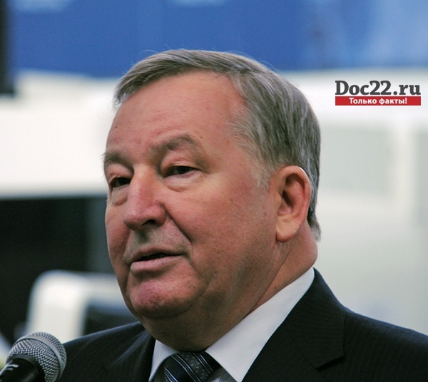 Doc22.ru Александр Карлин призвал избирателей быть ответственными и патриотичными. 