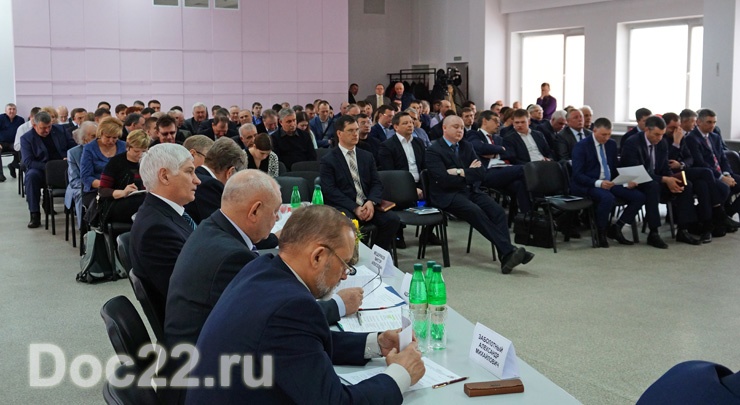 Doc22.ru Участники совещания особо отметили роль государственной поддержки в развитии алтайской промышленности. 