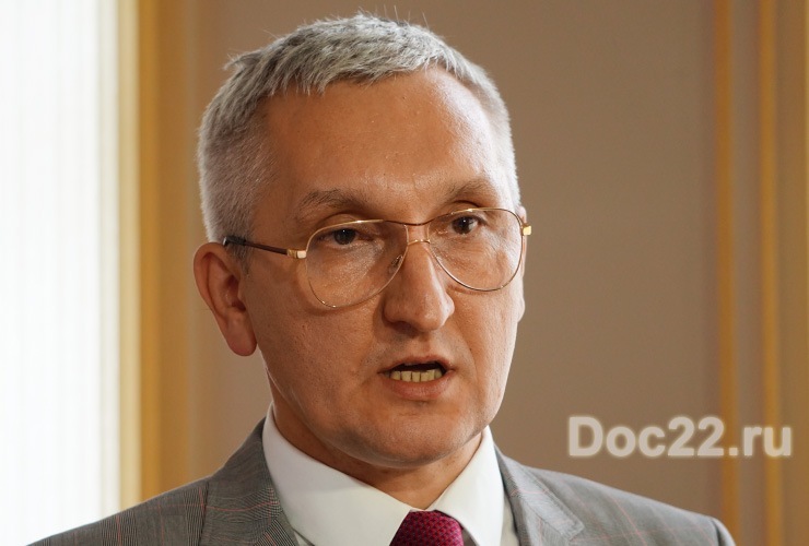 Doc22.ru Виталий Снесарь: По итогам форума намеченные перспективы развития Рубцовска должны стать конкретной программы действий. 