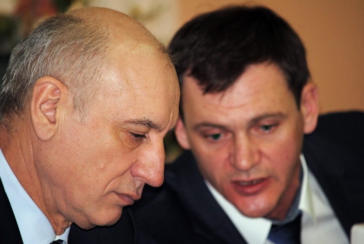 Начальник нового главка Станислав Набоко (справа) рассчитывает на обещанную Сергеем Локтевым поддержку.