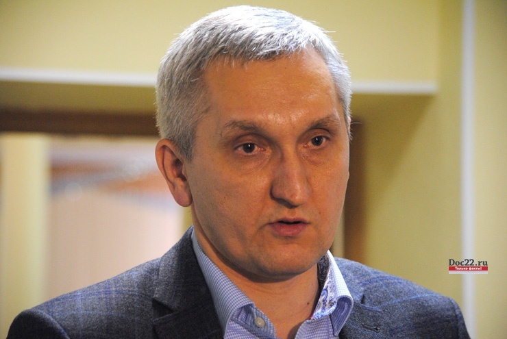 Doc22.ru Виталий Снесарь заявил, что краевая власть готова сотрудничать с ОНФ. 